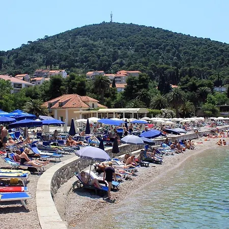 Quadruple 3546f Πανσιόν 3*